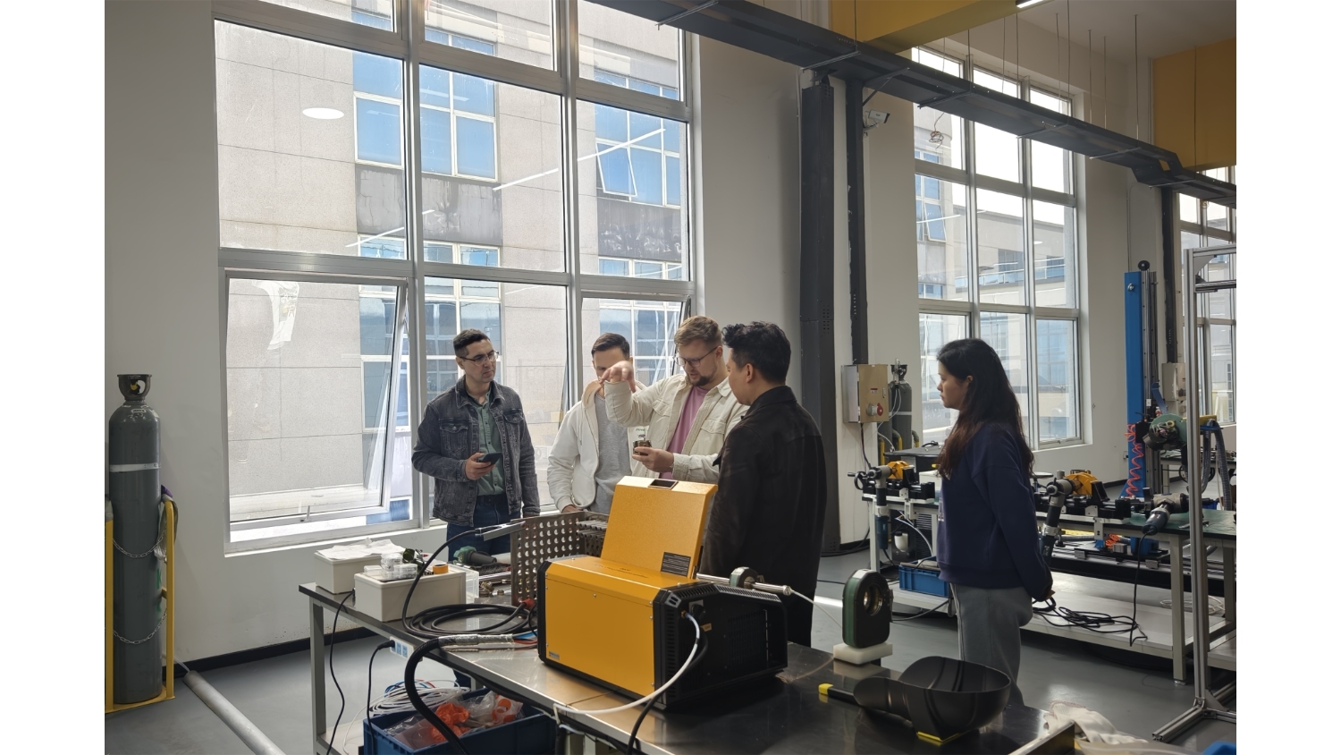 фабрика NODHA